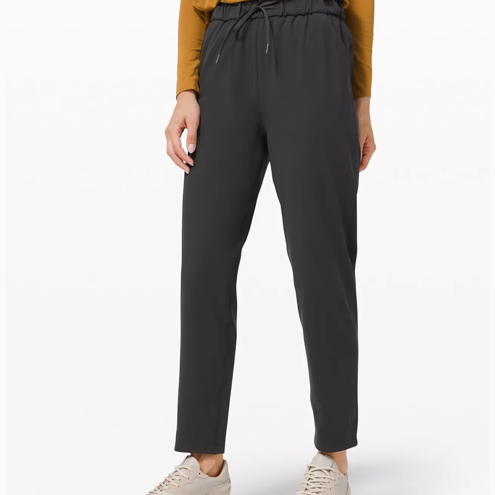 Stretch high-rise pants